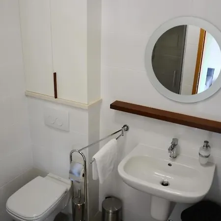 House In With Terrace, Wifi, Washing Machine
