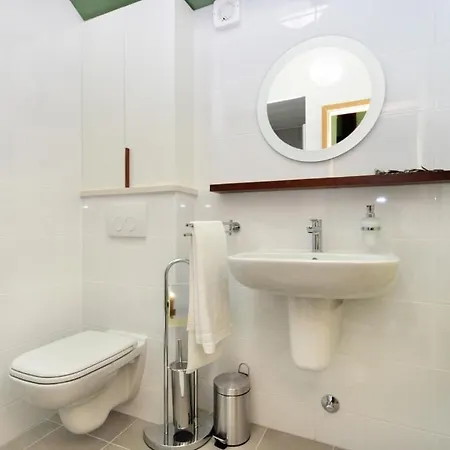 House In With Terrace, Wifi, Washing Machine Дом отдыха